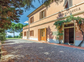Stunning Home in Rosignano Marittimo LI With 4 Bedrooms and Wifi