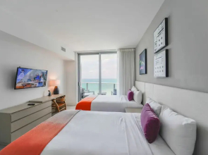 Lux 2Br Condo At Hollywood Beach