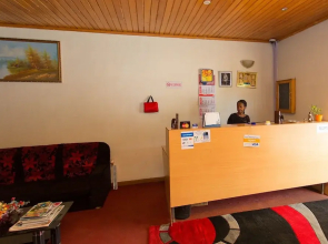 Blueberry Hotel