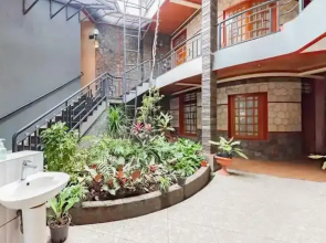 Urbanview Hotel Villa Surya Bandung