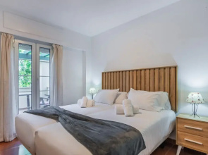 2-bedroom Beachfront Apartment