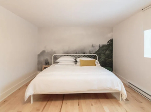 3 Br Luxury & Spacious Apartment in Little Italy