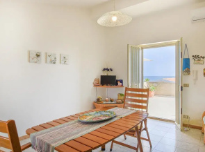Beautiful Apartment in Donnalucata With 2 Bedrooms and Wifi