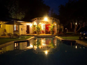 Casa Flor de Mayo