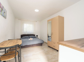 Apartments and Rooms Stipanovi Dvori