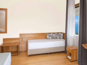 Отель Ramada by Wyndham, Athens Club Attica Riviera