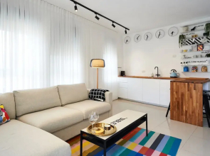 Yehuda Market Suite