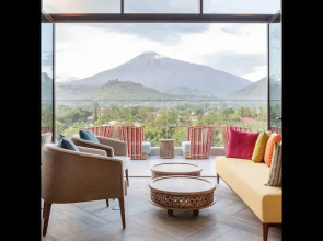 Gran Melia Red Level Deluxe City View