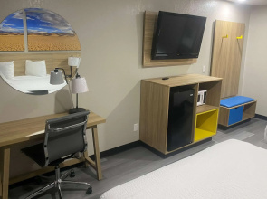 Days Inn by Wyndham El Paso West