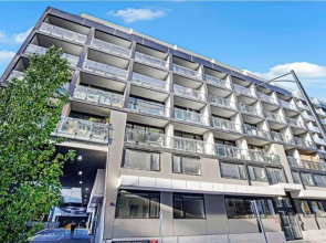 Bespoke Designer Home By The Yarra River + Heart of Abbotsford