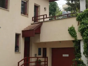 Ria's Apartment