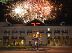 Marv Herzog Hotel