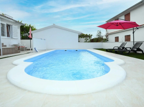 Mihovilovic - 50 m From Beach - A4