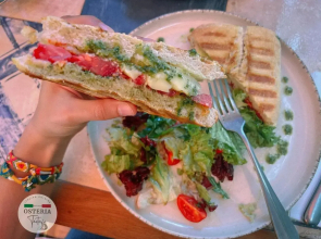 Sofia Dream Apartments - Jazzy Two Bedroom Suite