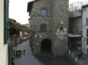 Historic Center Apartment with Private Garage