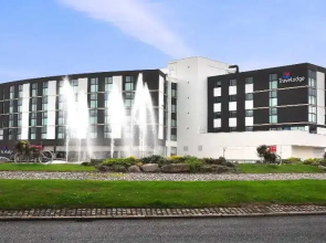 Travelodge Chester Central Delamere Street