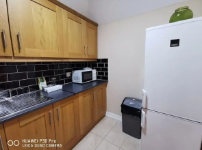 Very Central 1bed new refurbish