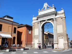 Via di Roma 4