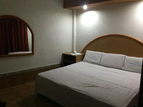 Hotel Paraiso Express