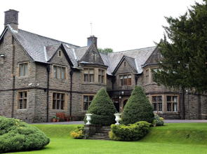 Maes Manor Hotel