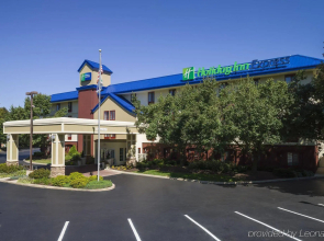 Holiday Inn Express Frazer - Malvern by IHG