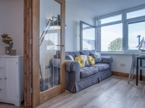 Ocean View - 1 Bedroom Apartment - Saundersfoot