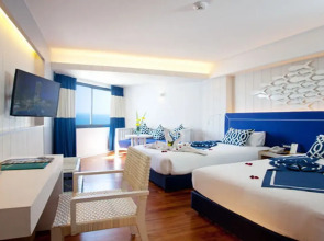 Jomtien Palm Beach Hotel And Resort