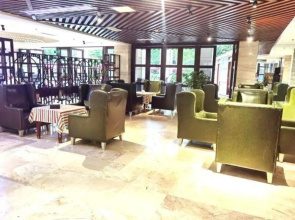 Kaimeiju Four Seasons Scenic Hotel (Mianyang High-Speed Railway Station)