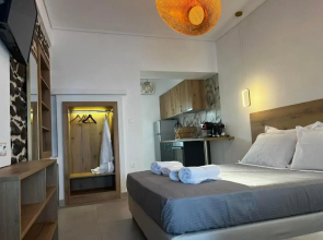 Eleni B&B