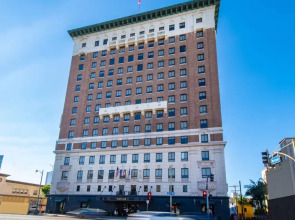 The Mayfair Hotel Los Angeles