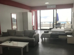 Apartments Red Beach