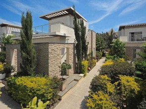 E Hotel Spa & Resort Cyprus