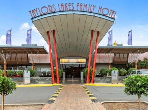 Quality Hotel Taylors Lakes