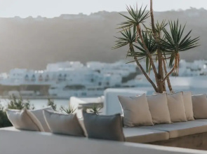 Mymykonos II Beachfront Villa