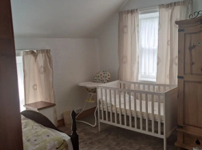 Lovely 4-bed Apartment in Mullaghbawn Newry