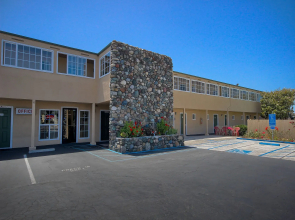 Sea Breeze Inn