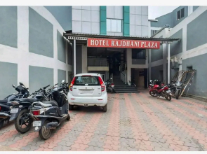 Hotel Rajdhani Plaza