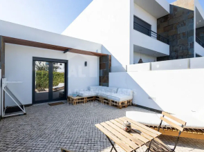 Valentin House by Acasadascasas
