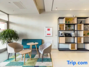 Homeinn Ease Hotel (Yingkou City Central Hospital)