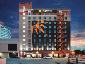 Holiday Inn Express Dallas Downtown by IHG