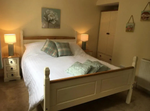 Crescent Corner, Inverness