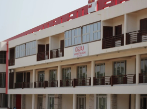 Oguaa Apartments & Lodging