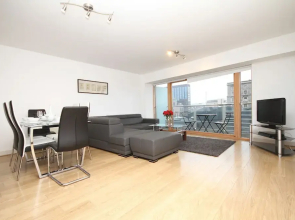 Grand Canal Square Luxury Apartment