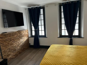 Magnifique Loft 35m2 Jacuzzi RVB NIGHT 1