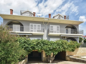 Beautiful Home in Trogir With Wifi and 6 Bedrooms