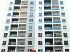 Leaders Plaza Apartments