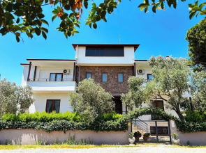 Beyaz Konak Gure