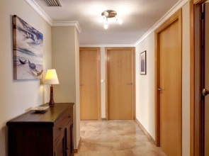 Residencial El Castell Apartment