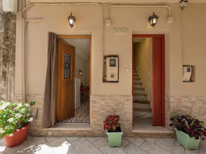 Eudoxia Apartment