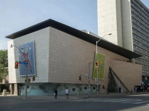 Kimpton Saint George Hotel (Ex Holiday Inn Bloor Yorkville)